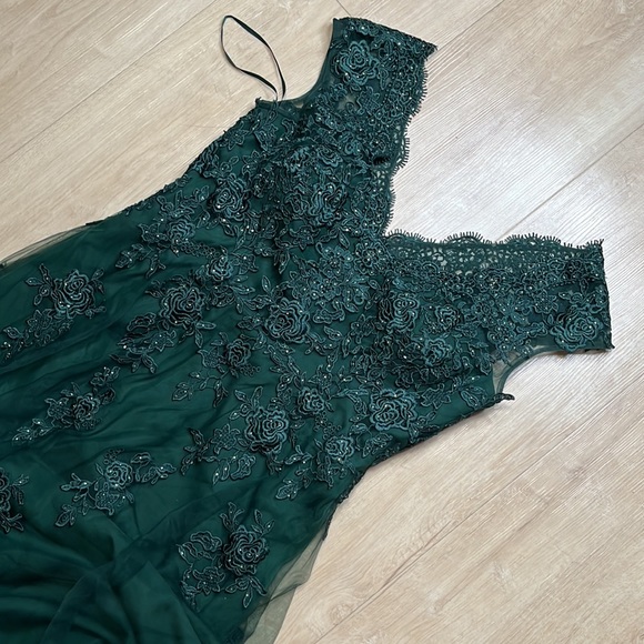 LA FEMME Embellished Tulle & Lace A-Line Gown, COLOR Dark Emerald, SIZE 14 - Picture 6 of 9